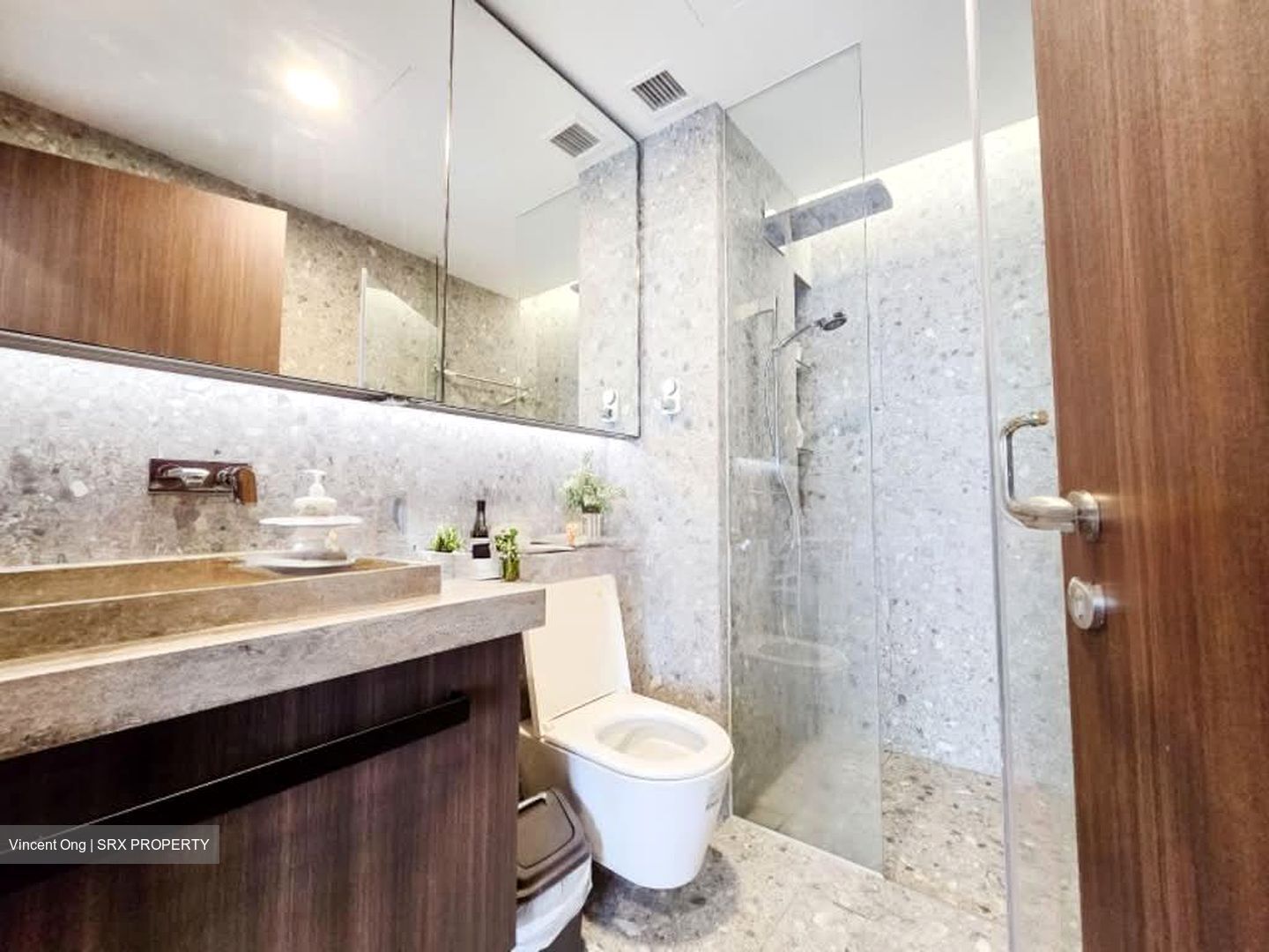 One Pearl Bank (D3), Apartment #547703111